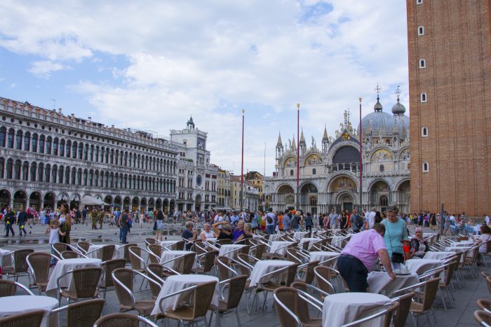 Markusplatsen Venedig