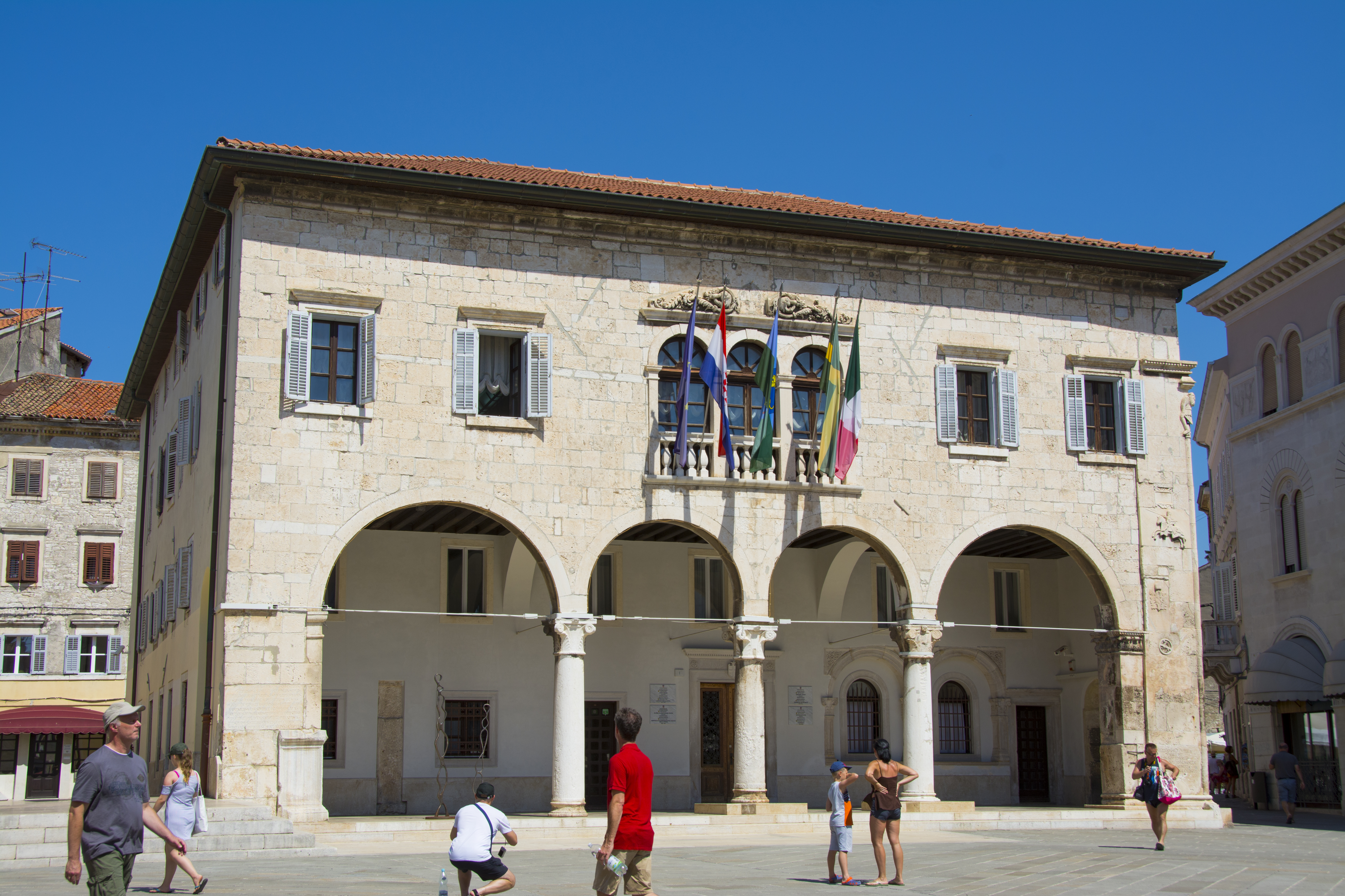 town hall pula kroatien