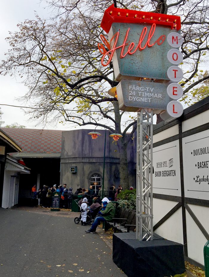 halloween på gröna lund motel hello