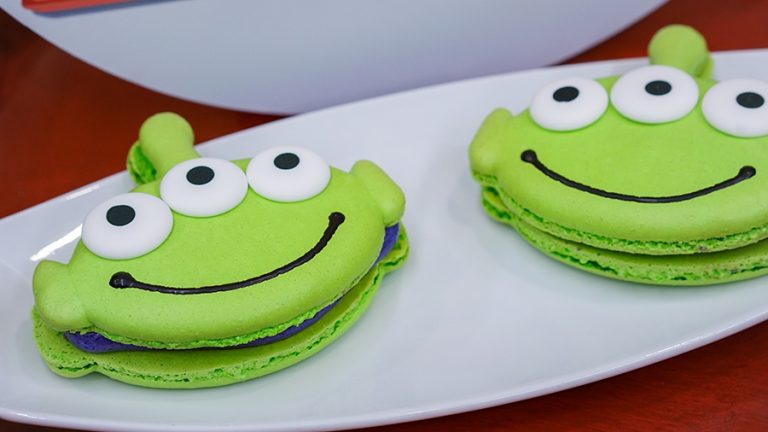 alien macaron pixar fest