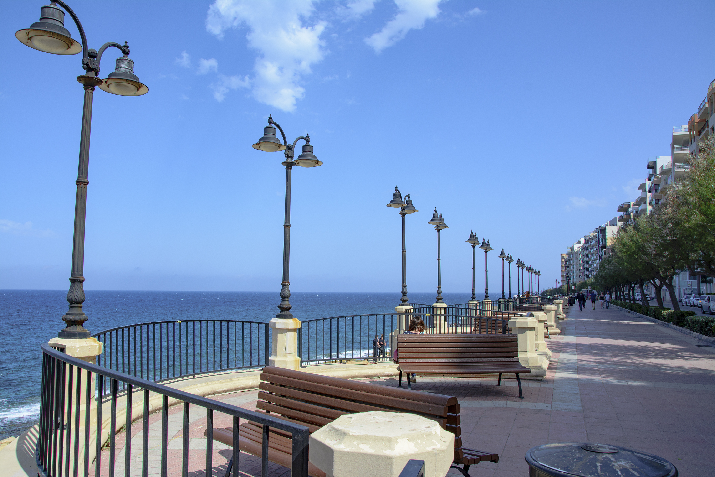 strandpromenad sliema malta