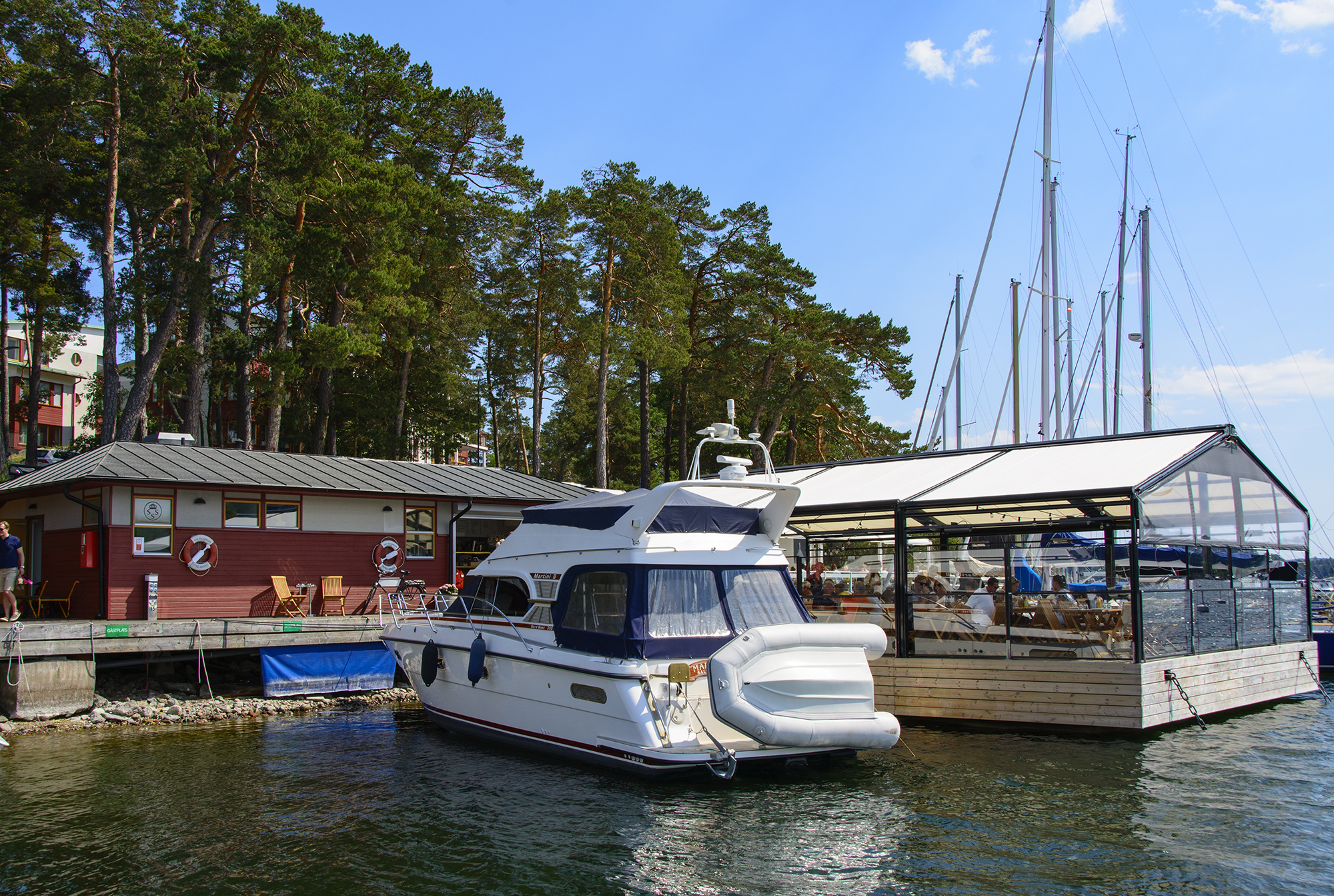 saltsjöbaden holmen kök och bar