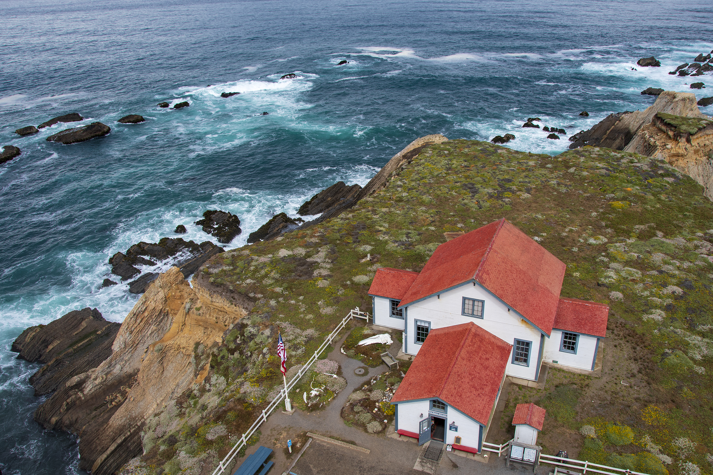 point arena lighthouse museum och hav
