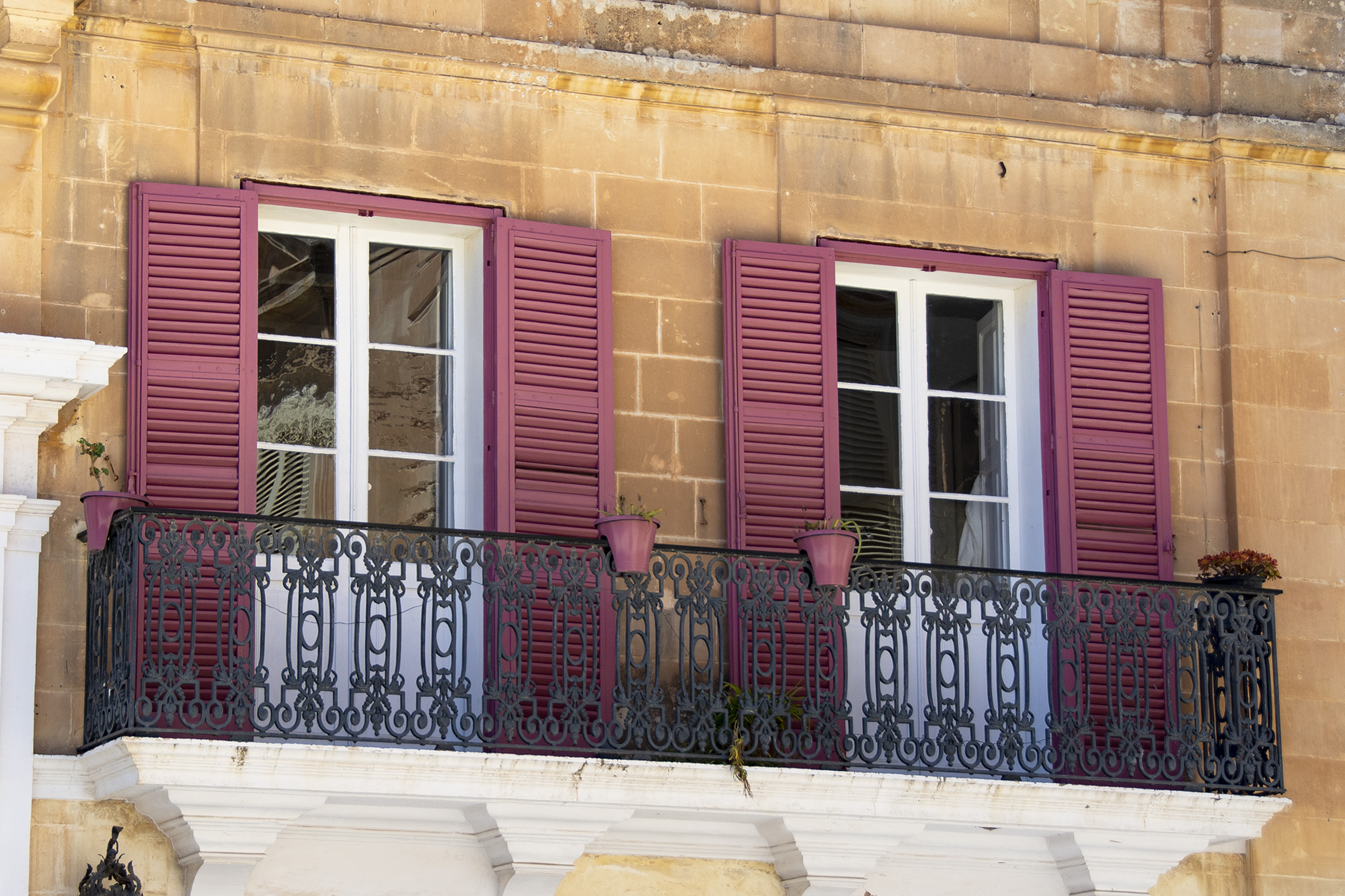 Rosa fönster i Mdina, Malta