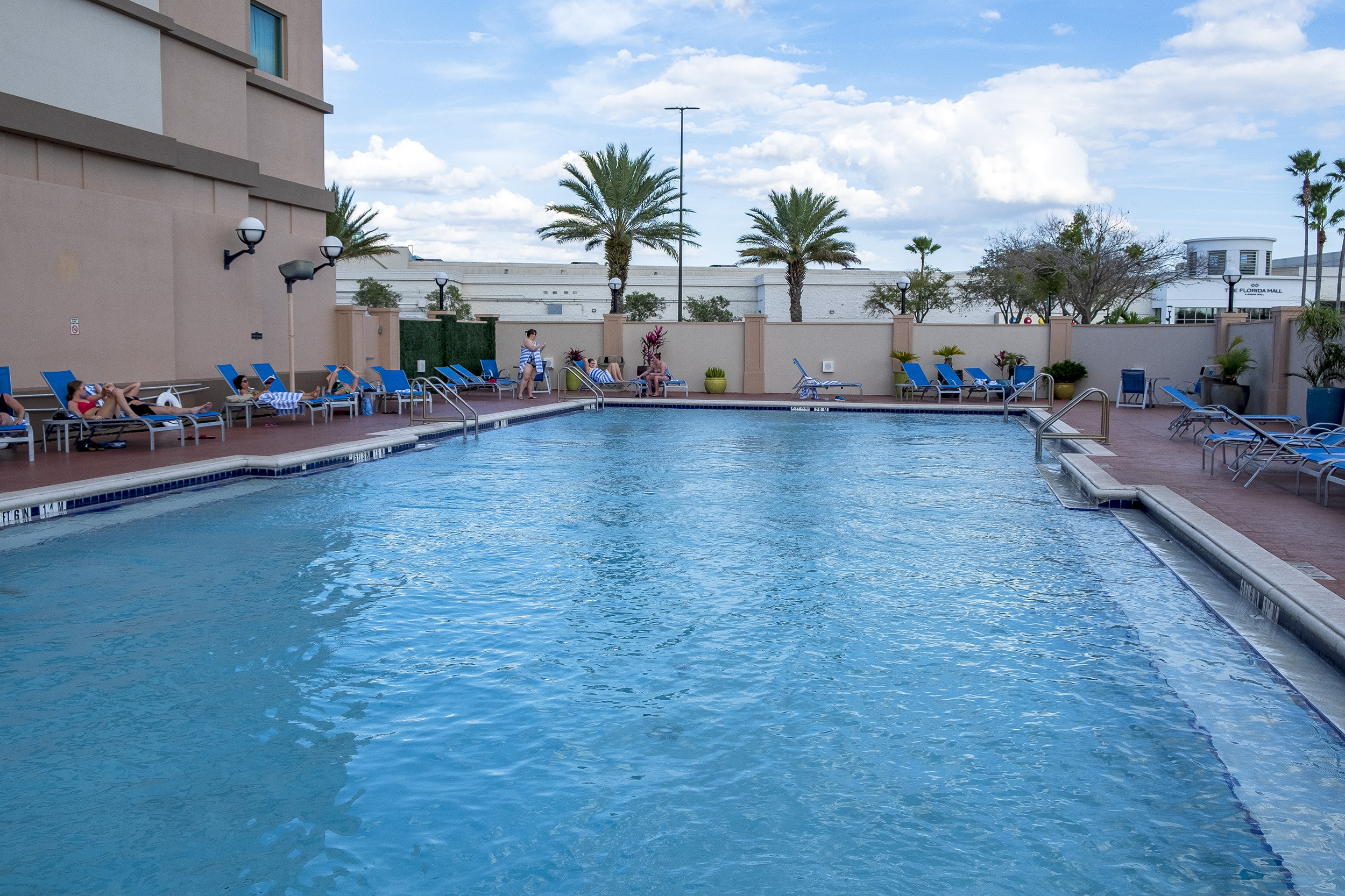 Florida Hotel & Conference Center Orlando Pool