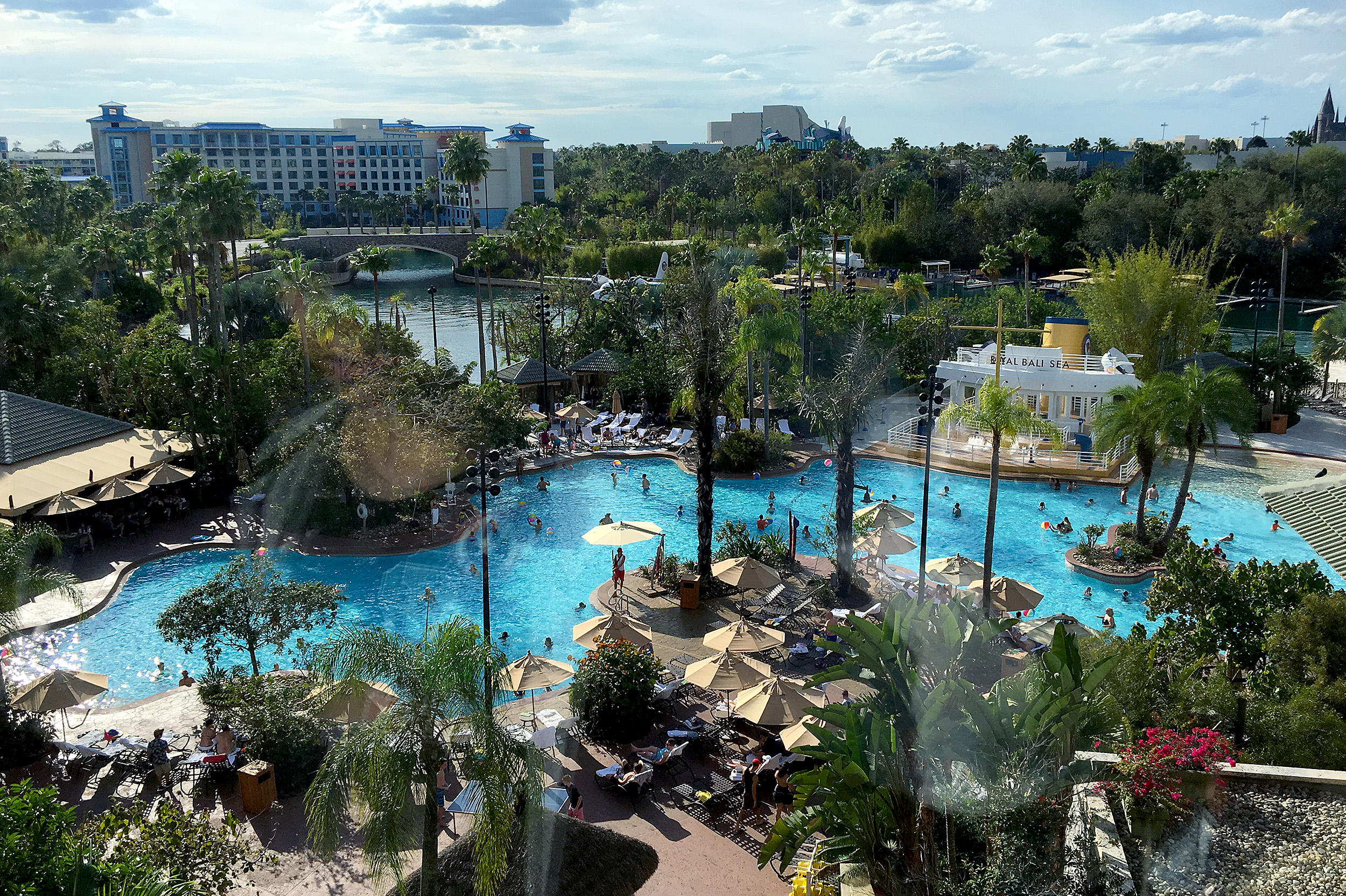 Loews Royal Pacific Resort Universal Orlando Pool