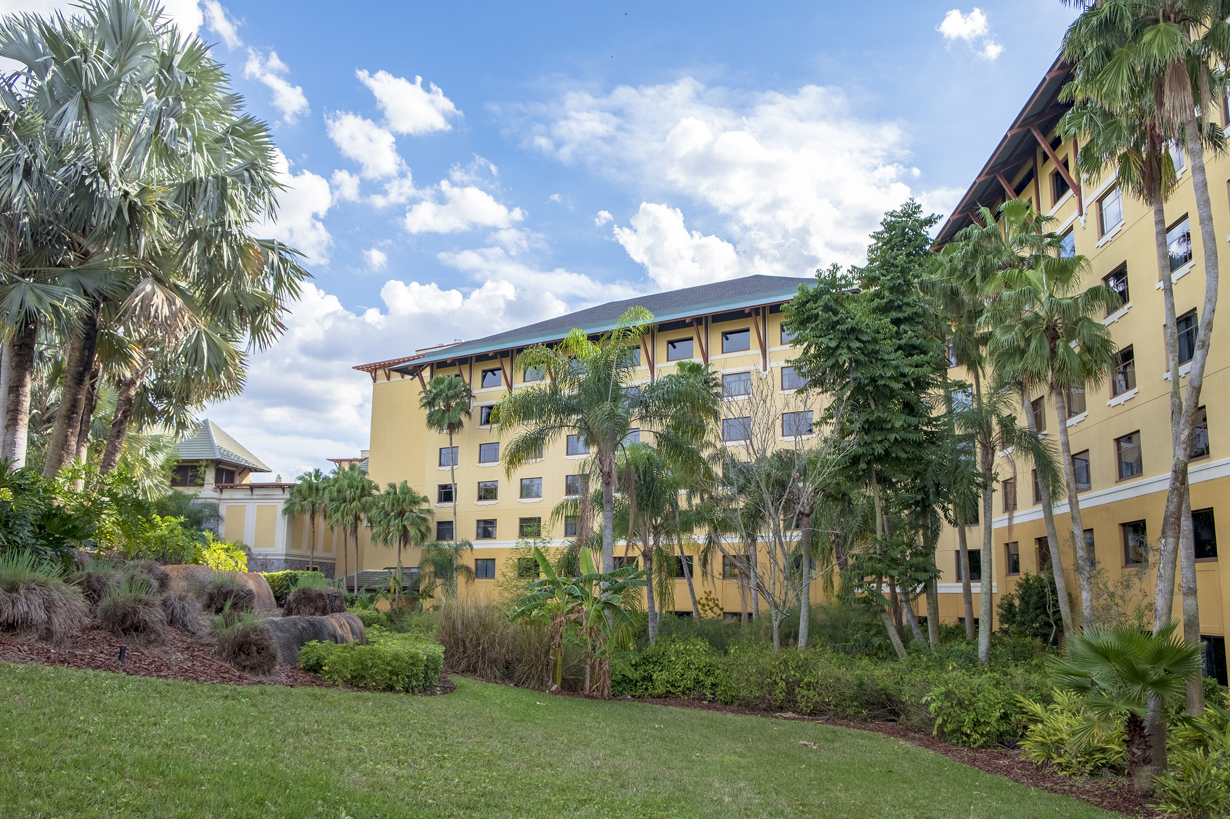 Loews Royal Pacific Resort Universal Orlando