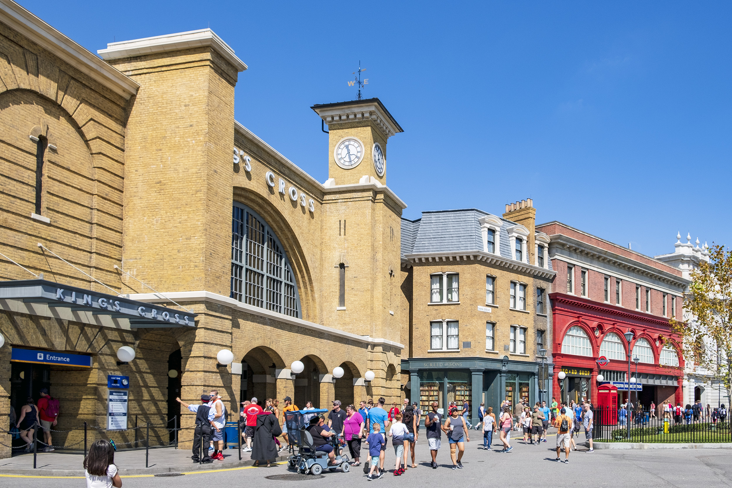 Kings Cross Station Hogwarts The Wizarding World of Harry Potter Orlando