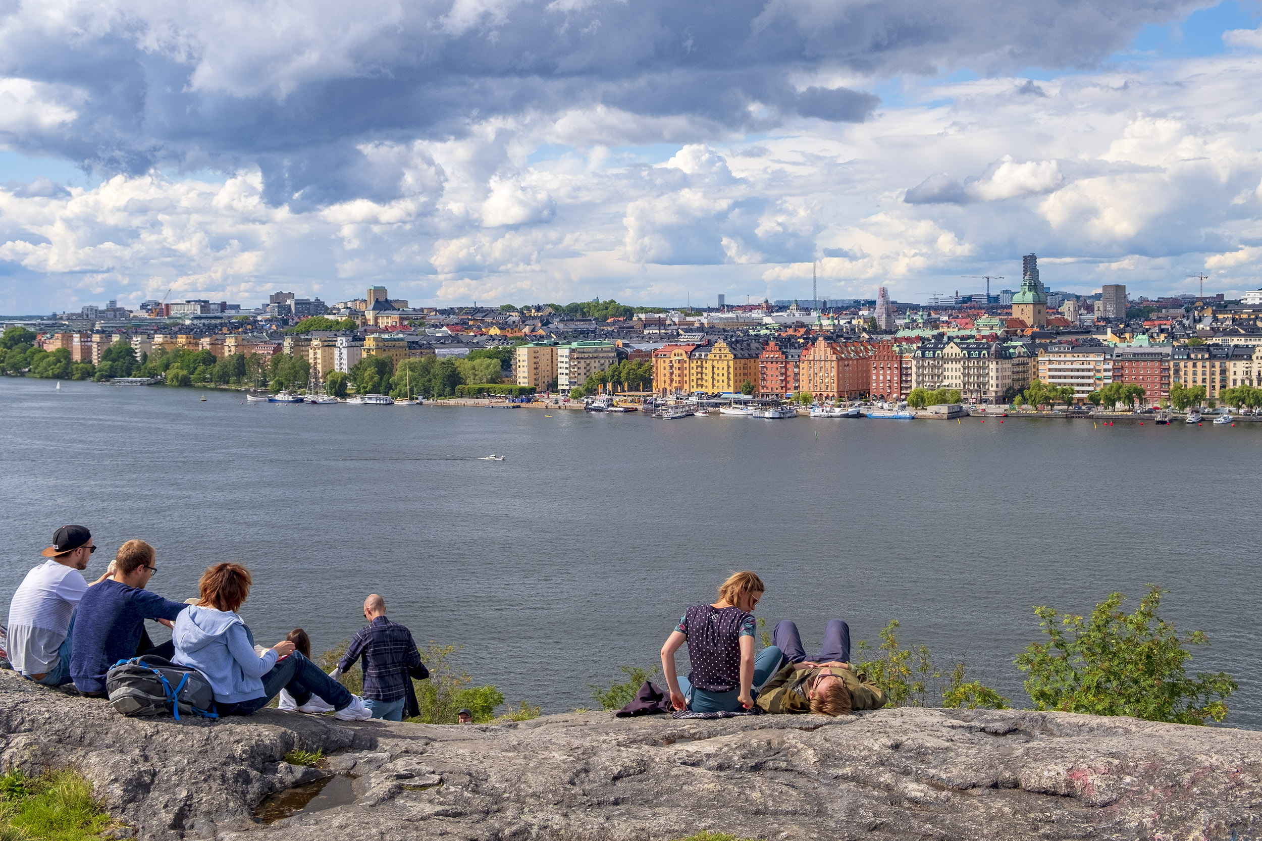 Utsikt över Kungsholmen från Skinnarviksberget på Söder i Stockholm