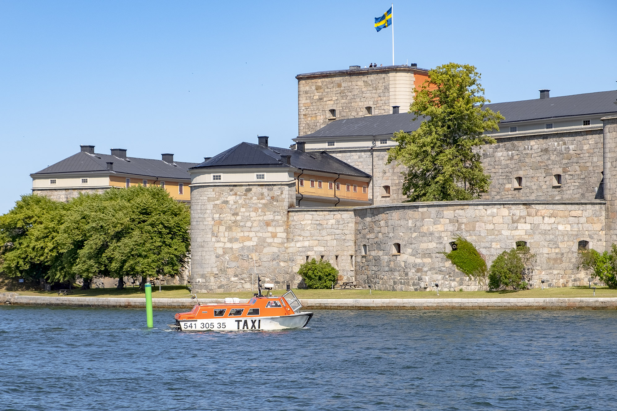 Taxibåt Vaxholms kastell