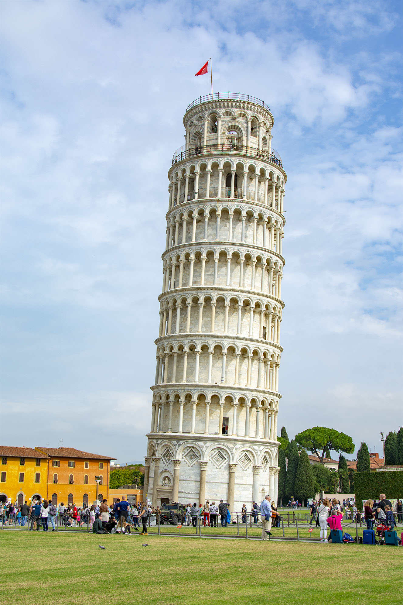 Lutande tornet i Pisa