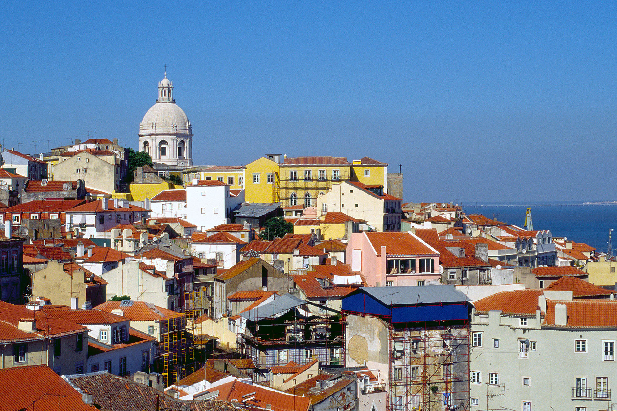 Miradouro de Santa Luzia i Lissabon