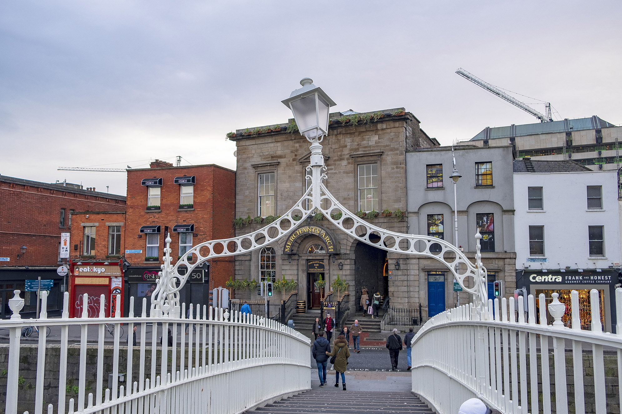 Ha'penny Bridge Dublni