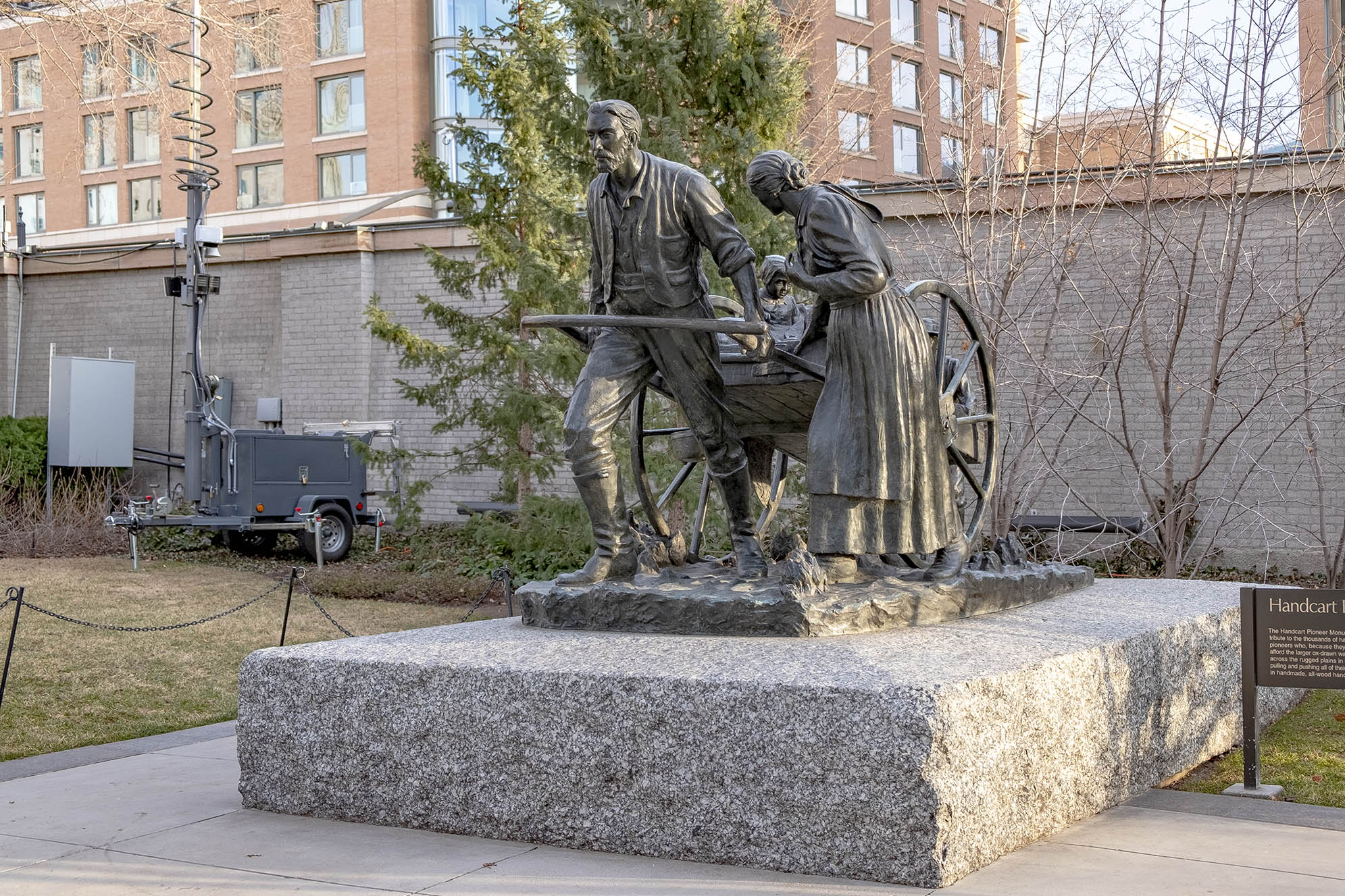 Handcart Pioneer Monument på Temple Square. 