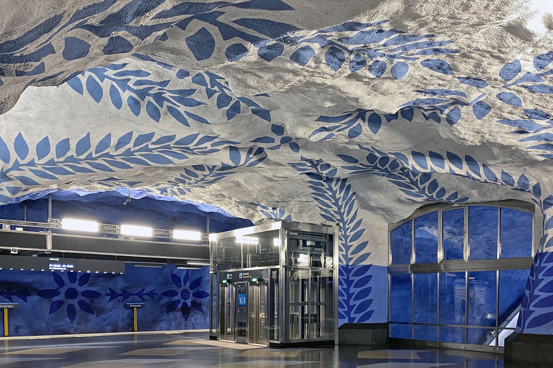 T-centralen tunnelbana Stockholm konstutställning