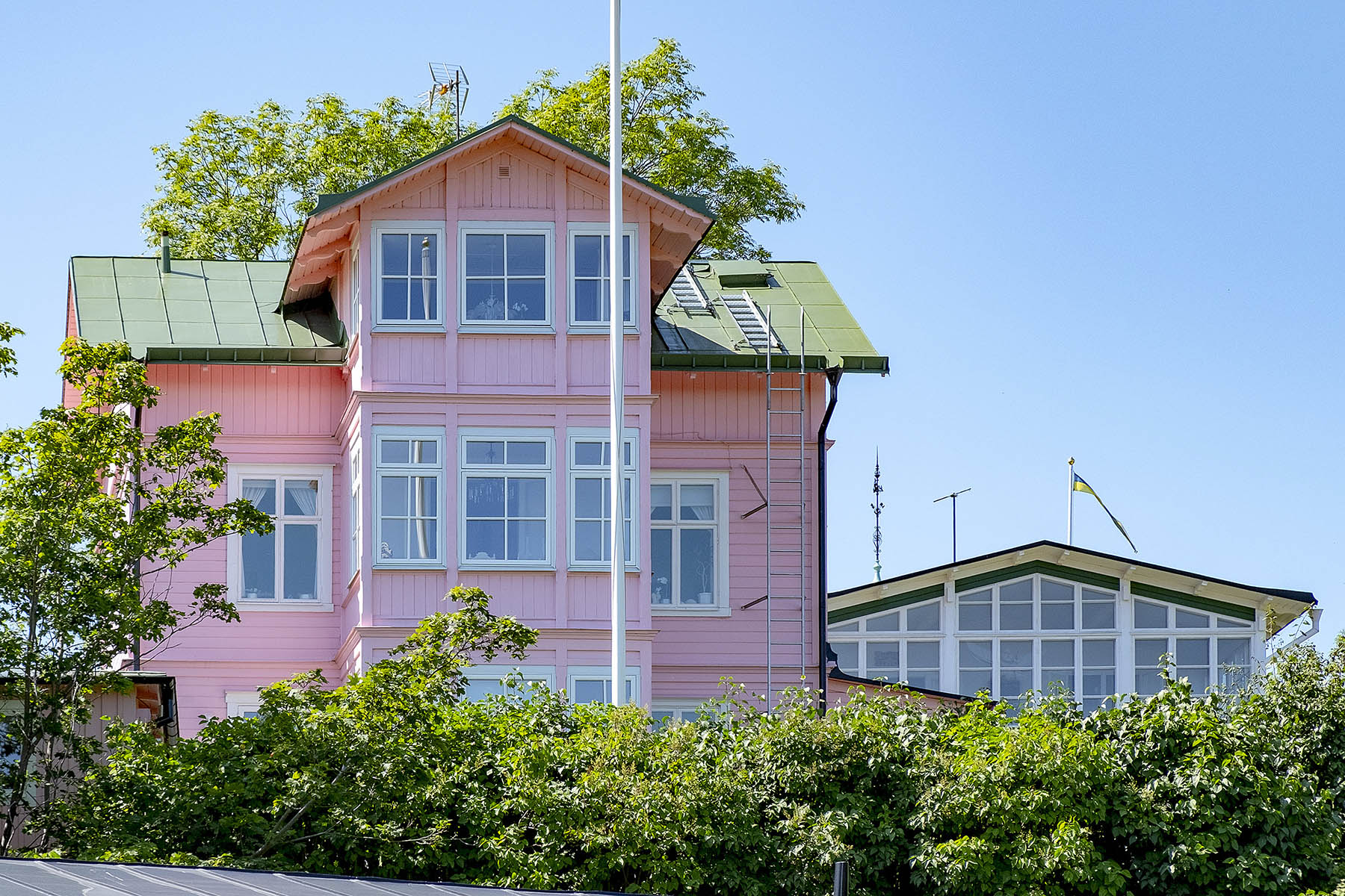 Rosa hus i Vaxholm