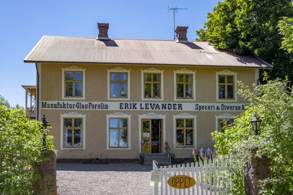 Levanders lanthandel