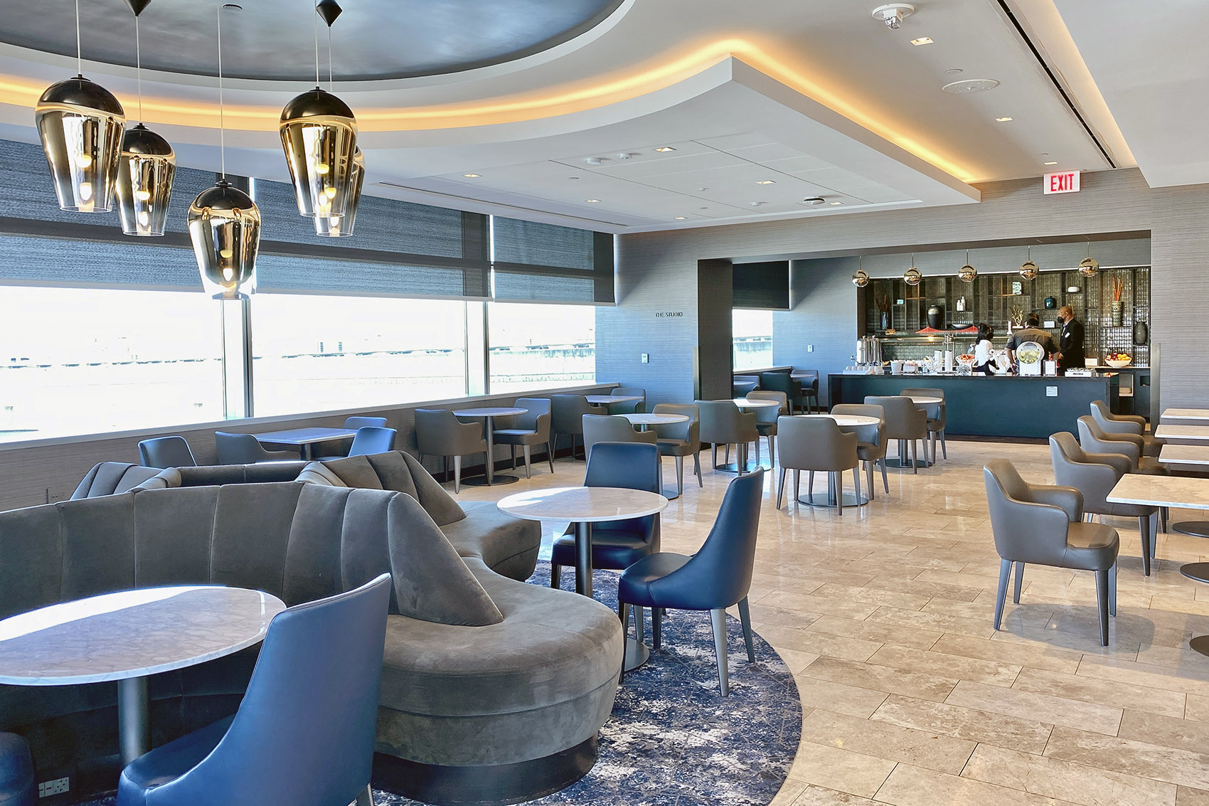 United Polaris Lounge San Francisco International Airport