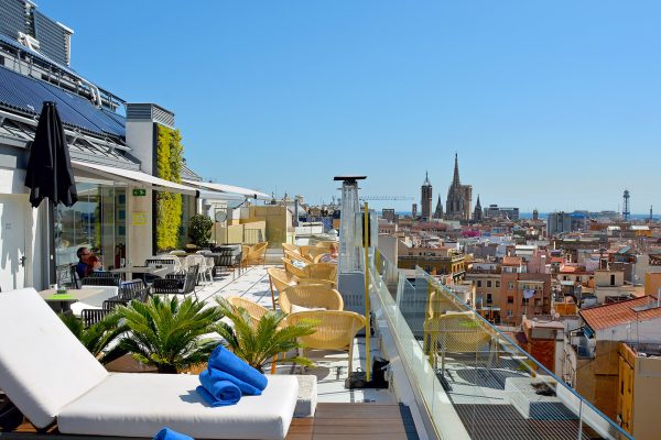 H10 Cubik Barcelona hotell