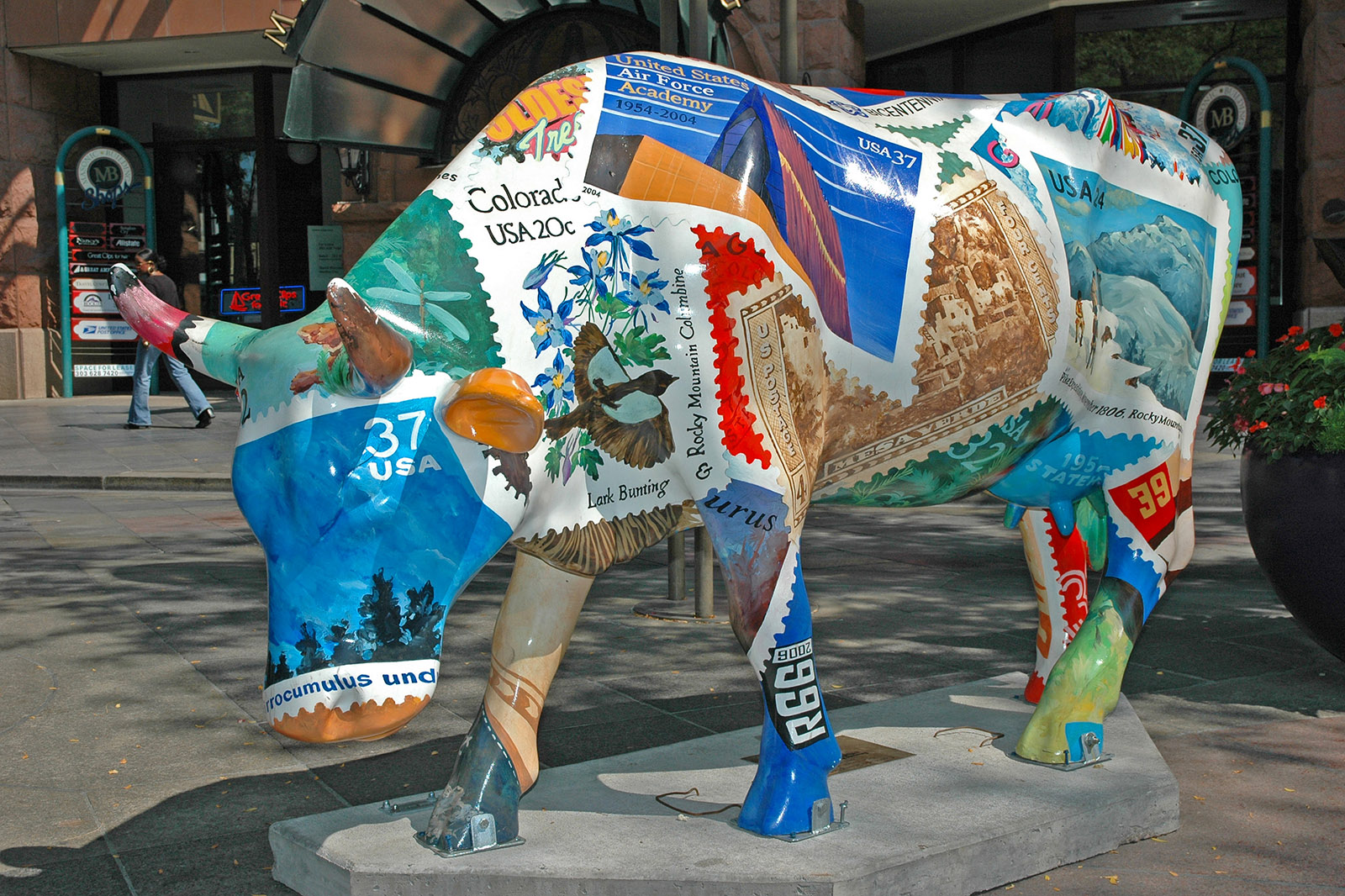 Colorado Stamp(ede) Cowparade Denver