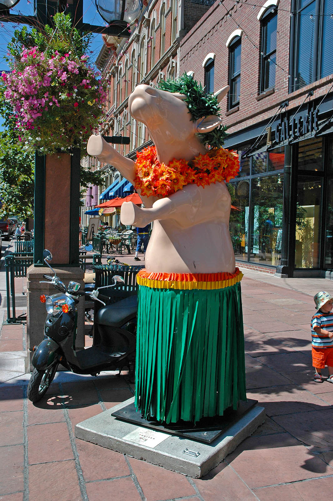 Hula Cow Cowparade Denver