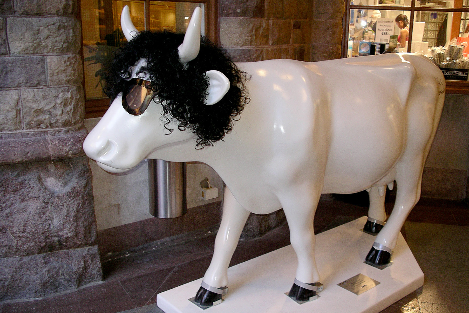 Magnus Uggla Cowparade Stockholm