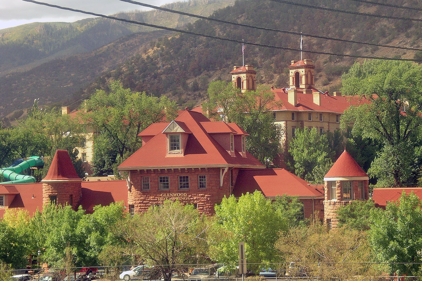 Utsikt över Glenwood Springs, Colorado, 2004. Amtrak.