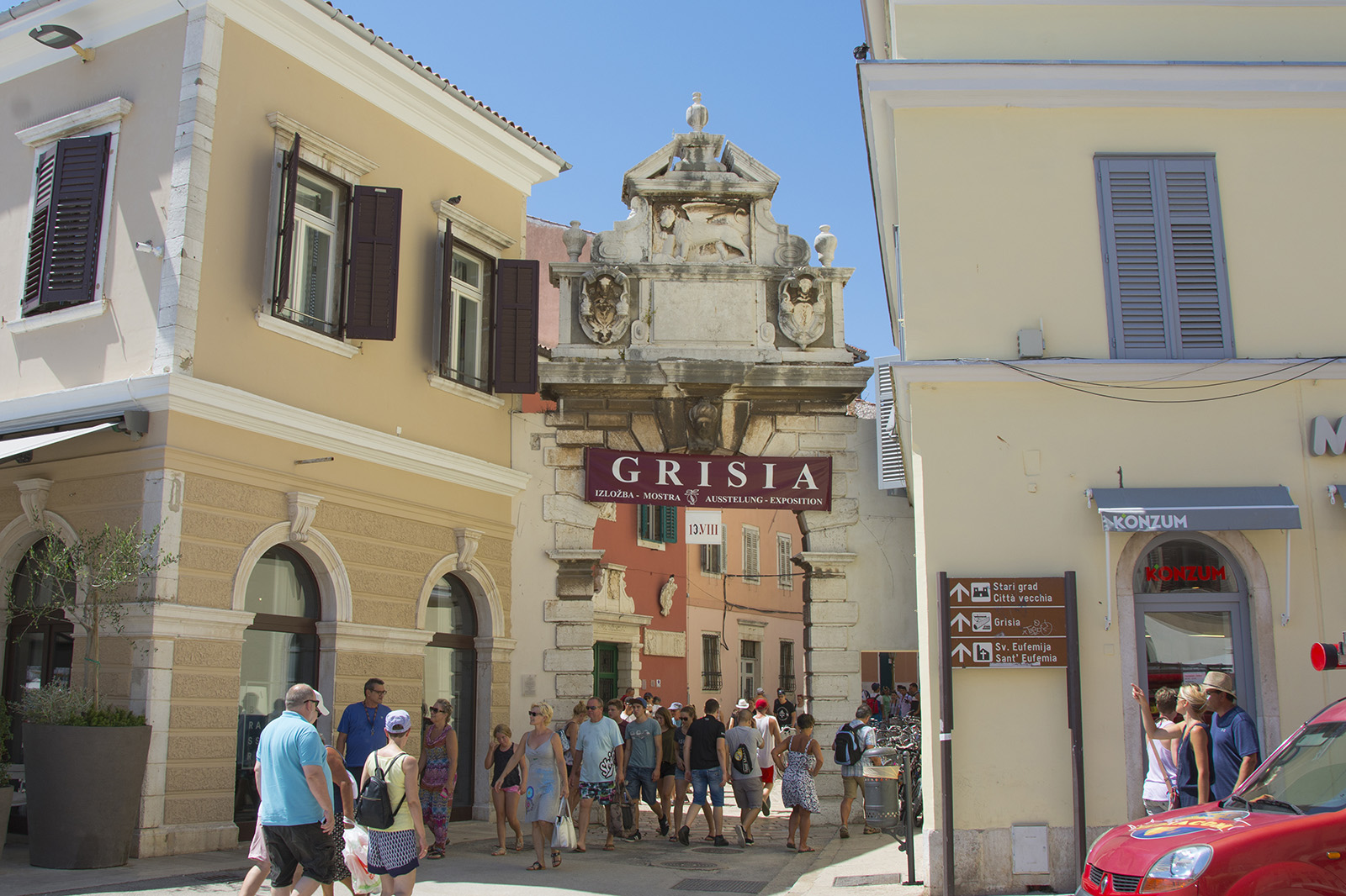 Balbis båge, Rovinj Kroatien