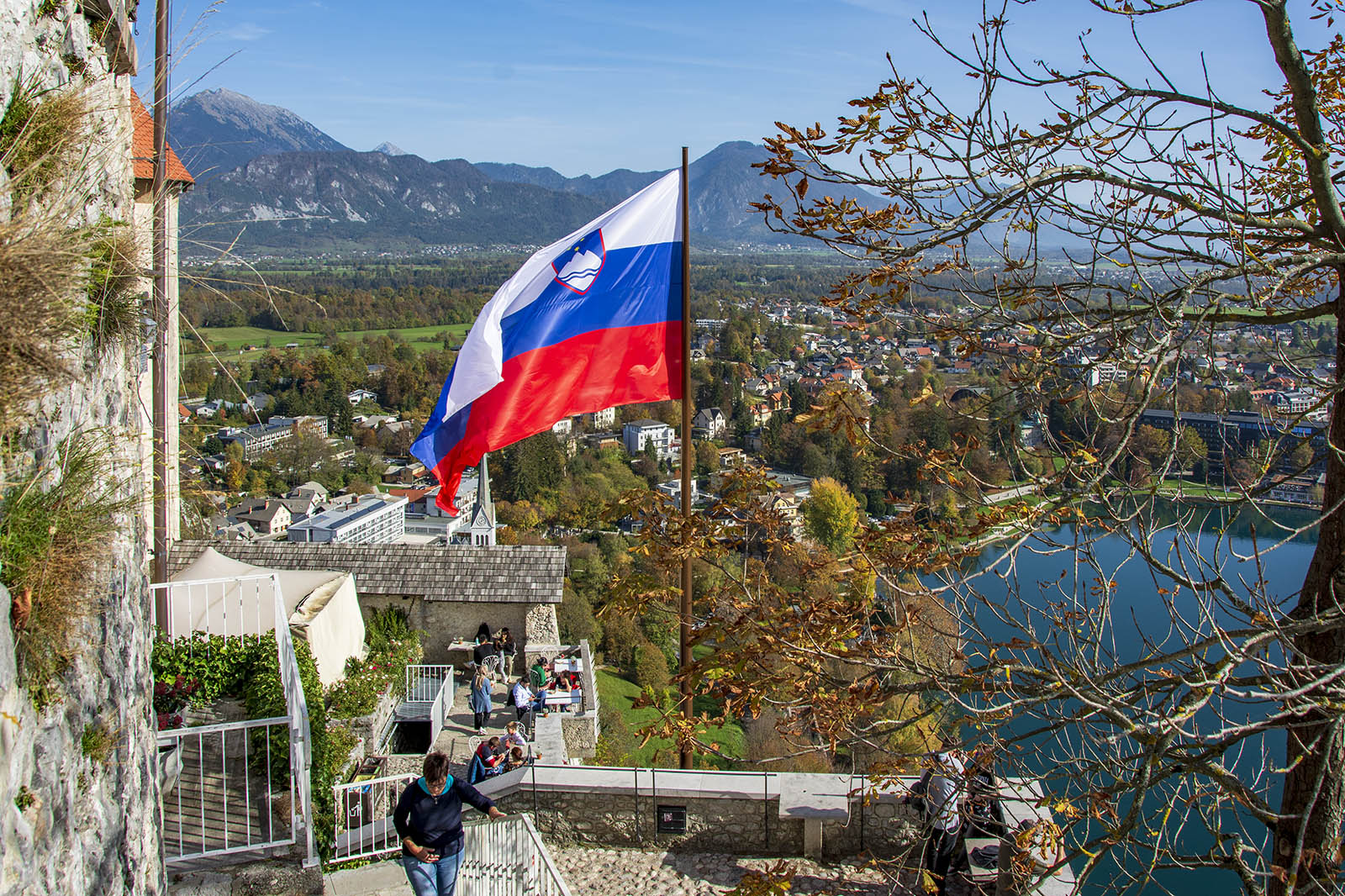 Sloveniens flagga Bled Castle