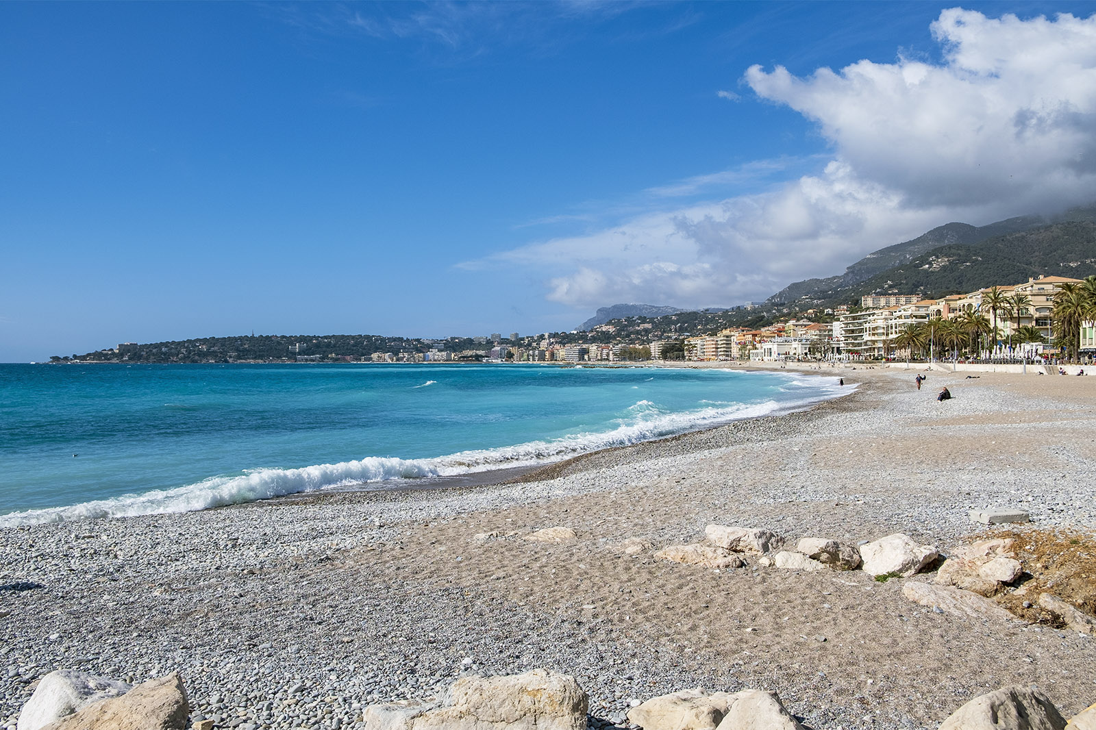 Strand i Menton Frankrike