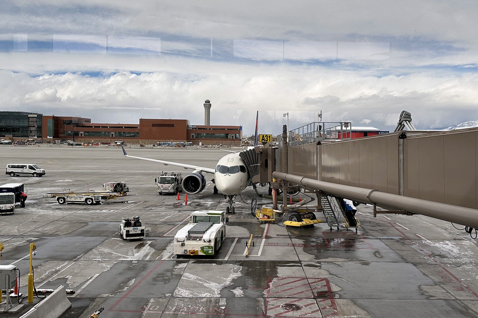 Delta Salt Lake City airport